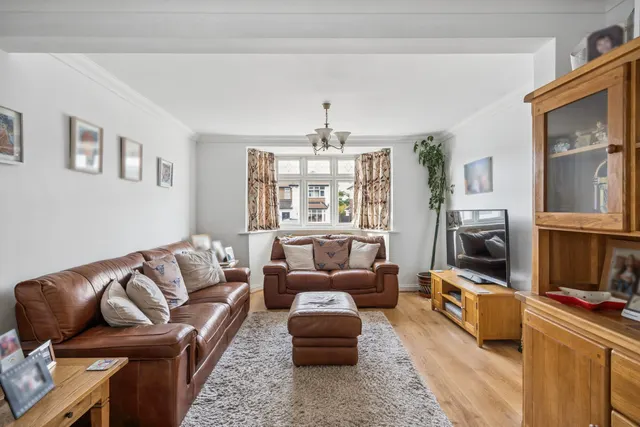 Mill Way, Bushey, WD23, photo 2
