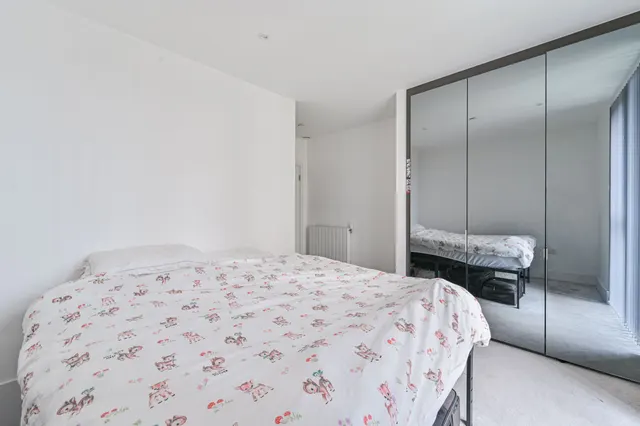 Photo 3 — 15 Compton House, 7 Victory Parade, Plumstead Road, London