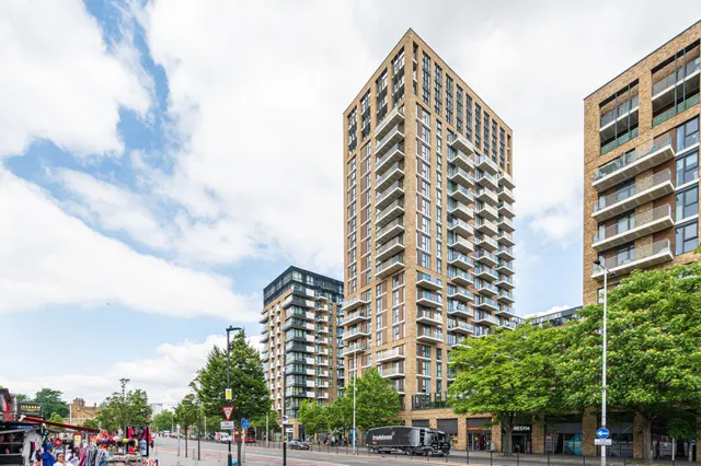 15 Compton House, 7 Victory Parade, Plumstead Road, London, photo 1