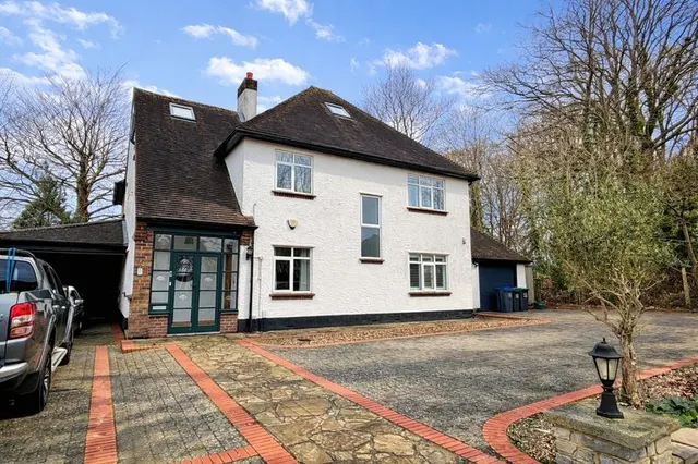 Copse Hill, Purley CR8 4LL, photo 1