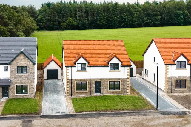 The Village, Rosslynlee, EH25, photo 1