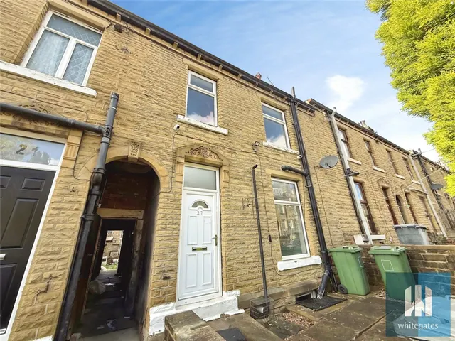 Corby Street, Fartown, HD2, photo 1