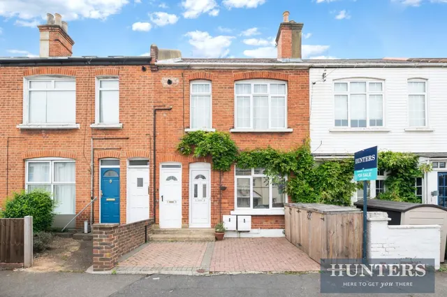 Washington Road, photo 1