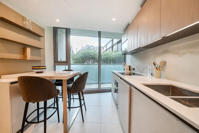 Photo 3 — G01 The Knightsbridge Apartments, 199 Knightsbridge, London
