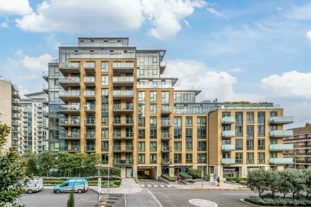 Photo 2 — Jasmine House, Battersea Reach