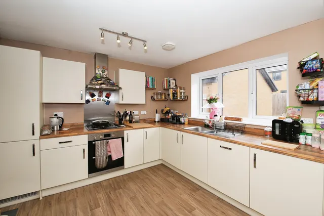 Jackson Drive, Huntingdon, PE26, photo 1