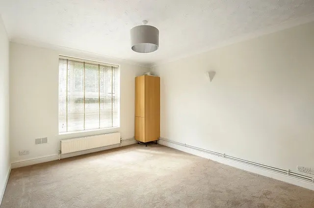 Park Avenue, Winchester, SO23, photo 3