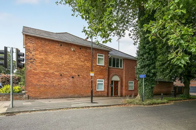Park Avenue, Winchester, SO23, photo 1