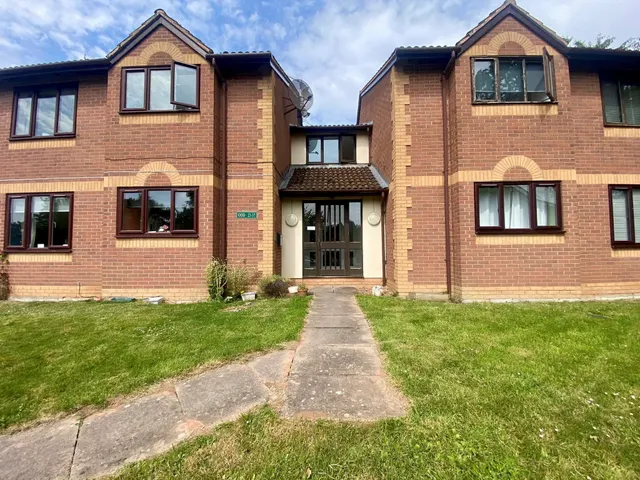 Deer Avenue, Worcester, WR5, photo 1