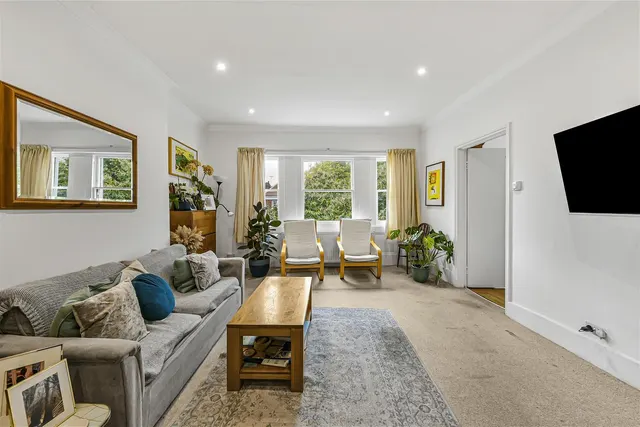 Steeles Road, Belsize Park, NW3, photo 1