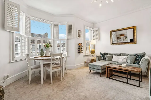 Leathwaite Road, London, SW11, photo 2