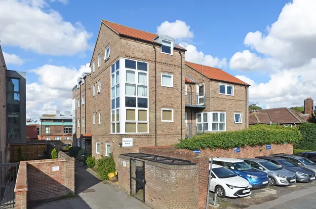 Bootham Place, York, YO30, photo 1