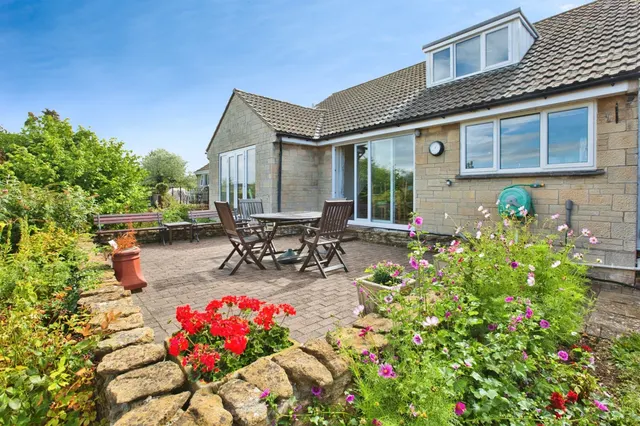 Duckpool Lane, West Chinnock, Crewkerne, photo 1