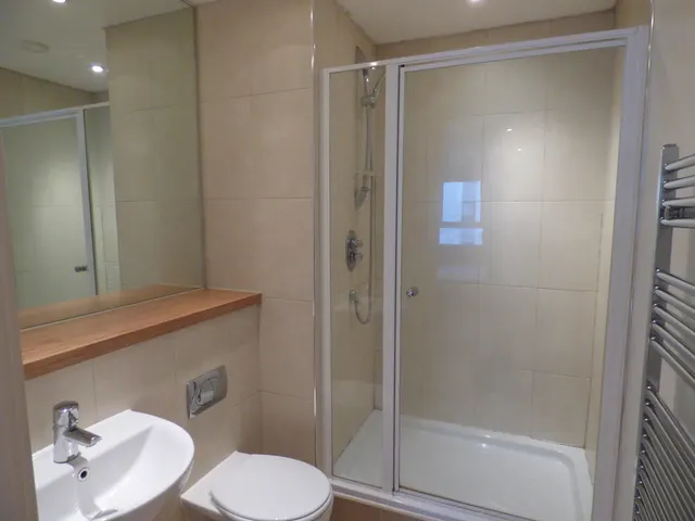 Crown Point Road, City Centre, LS9, photo 3
