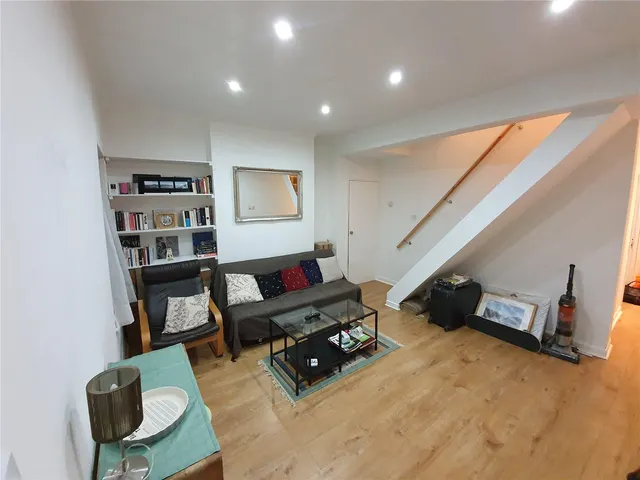 Ripley Road, Belvedere, DA17, photo 2