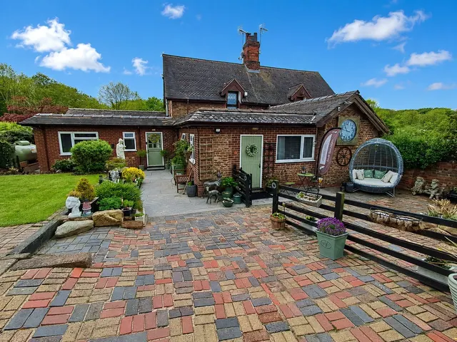 Photo 3 — Lordswood, Teddesley Park, Penkridge, Stafford, ST19