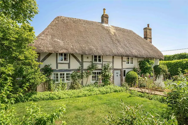 Blendworth, Waterlooville, Hampshire, PO8 0AG, photo 1