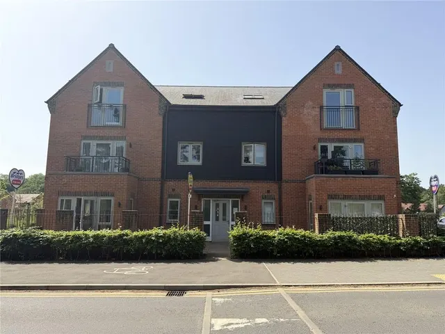Brunswick Road, Deepcut, GU16, photo 1