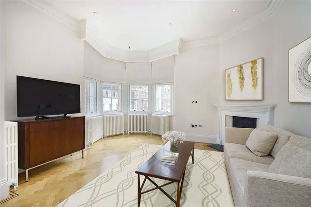 Photo 2 — Green Street, London, W1K 6RG