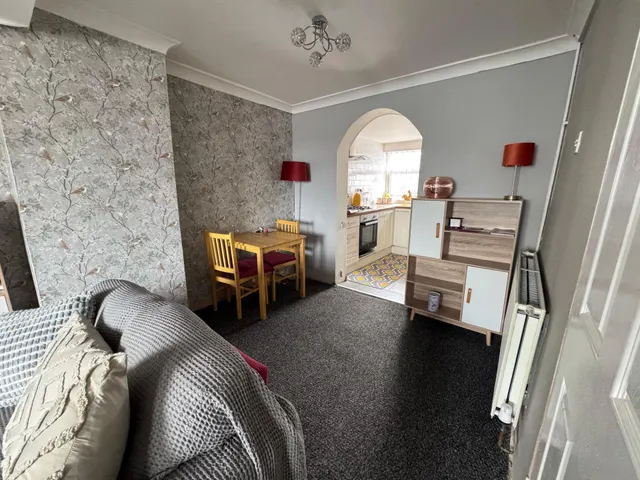 Hall Street, Church Gresley, DE11, photo 3