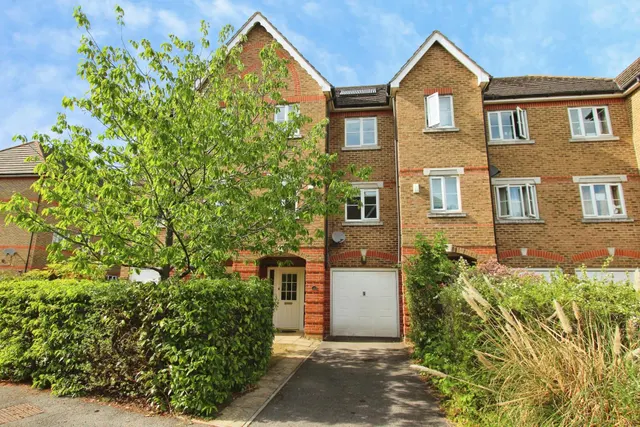 Cintra Close, Reading, RG2, photo 1