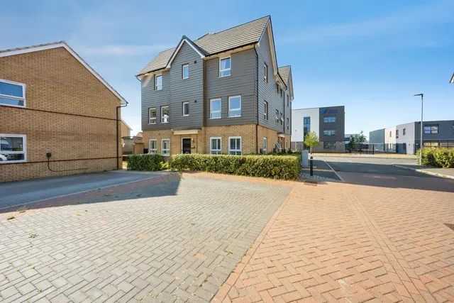 Hummingbird Way, Wixams, Bedford, Bedfordshire, MK42, photo 1
