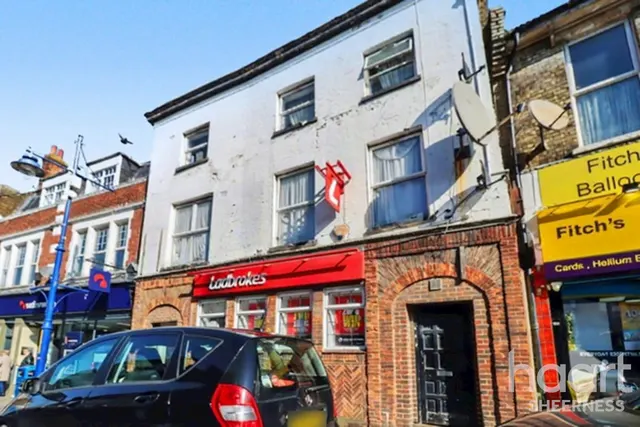 High Street, ME12, photo 3