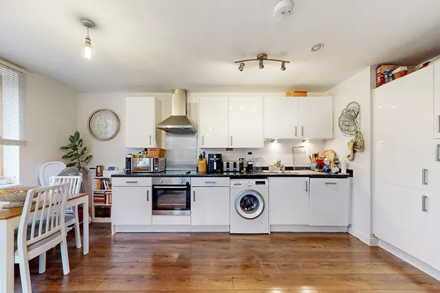 Richards Close, Harrow, HA1, photo 3