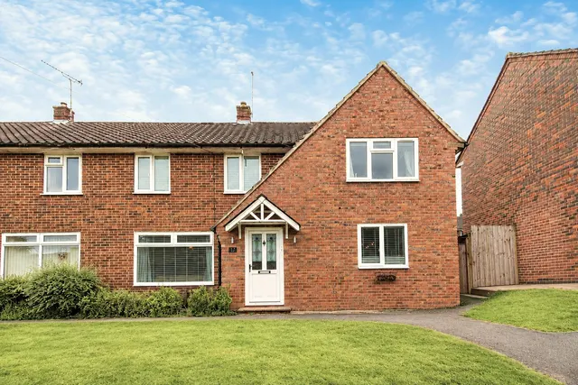 Oakley Road, Bordon, GU35, photo 1