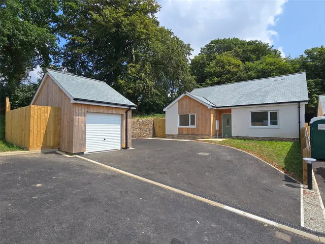 Dunheved Gardens, Launceston, PL15, photo 1