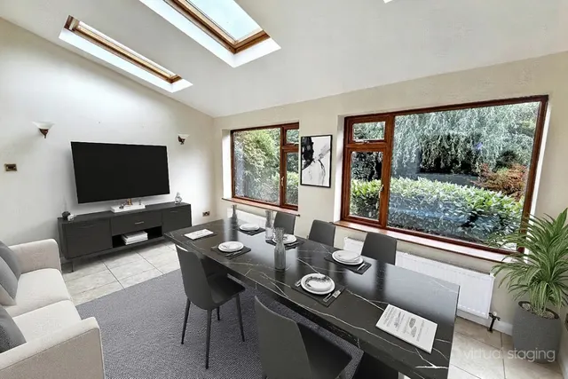 Falcon Close, Thornhill, CV11, photo 2