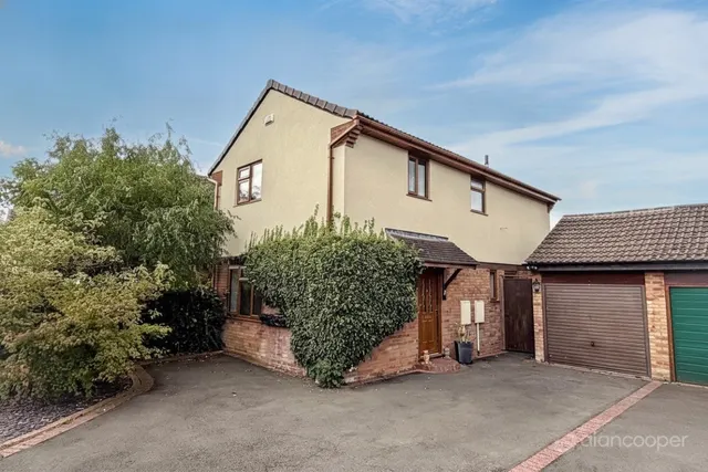 Falcon Close, Thornhill, CV11, photo 1