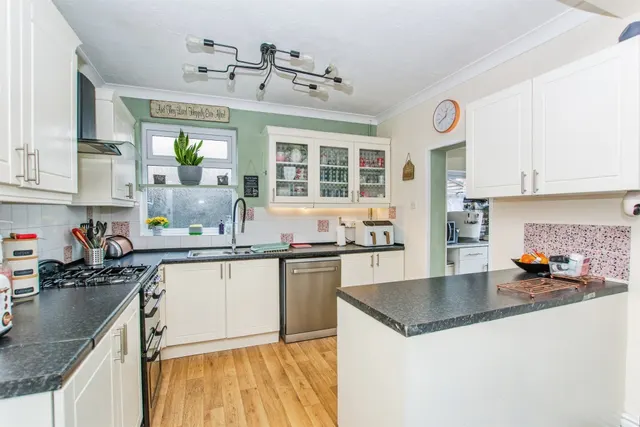 Sandringham Avenue, Wisbech, PE13, photo 2
