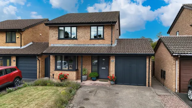 Curie Croft, Apley, Telford TF1 6DP, photo 1
