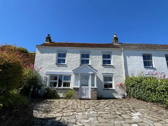 St Saviours Hill, Polruan, photo 2