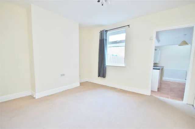 Photo 3 — William Street, Rugby, Warwickshire, CV21 3HA
