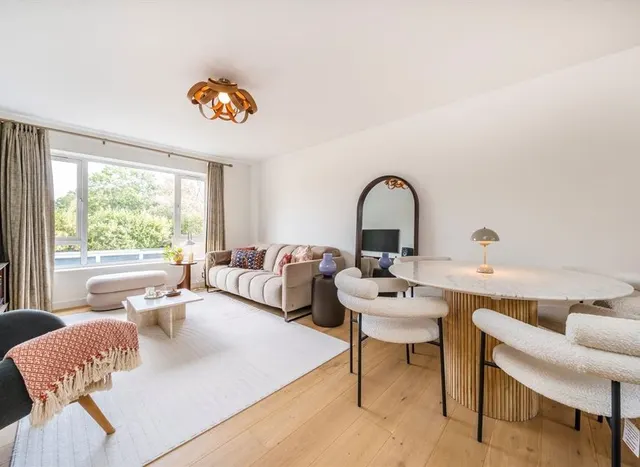 Photo 2 — Castlebar Hill, Ealing, W5