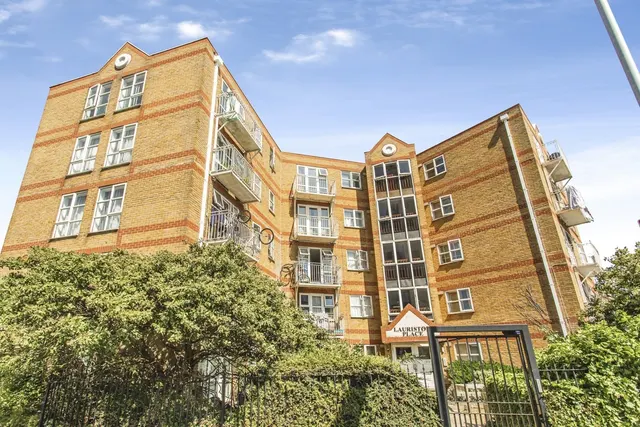 Lauriston Place, 150 Southchurch Avenue, Southend-On-Sea, Essex, SS1, photo 1