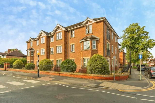 Claremont Road, SALE, Cheshire, M33, photo 1