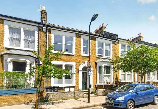 Barretts Grove, London, N16, photo 1