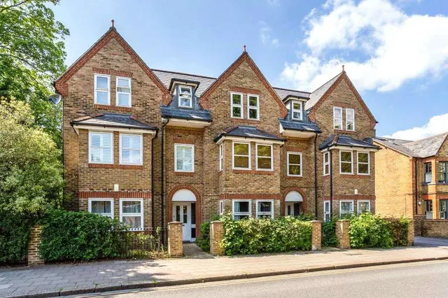St. Leonards Road, Windsor, SL4, photo 1