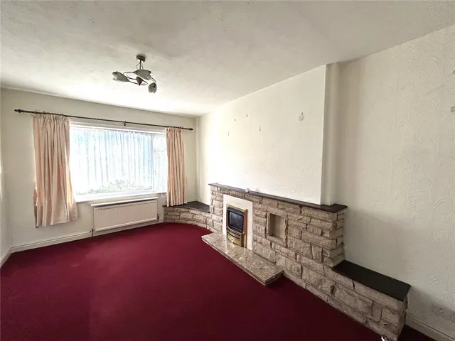 St. Christines Avenue, Farington, PR25, photo 3
