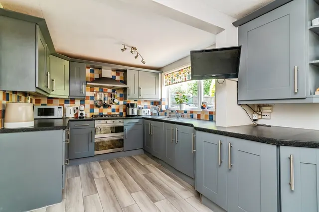 Linsdale Gardens, Gedling, NG4, photo 3