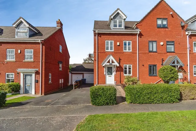 Sister Dora Avenue, Burntwood, Staffordshire, WS7, photo 1