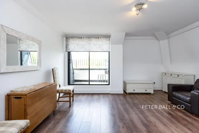 Pittville Circus Road, Cheltenham, GL52, photo 3