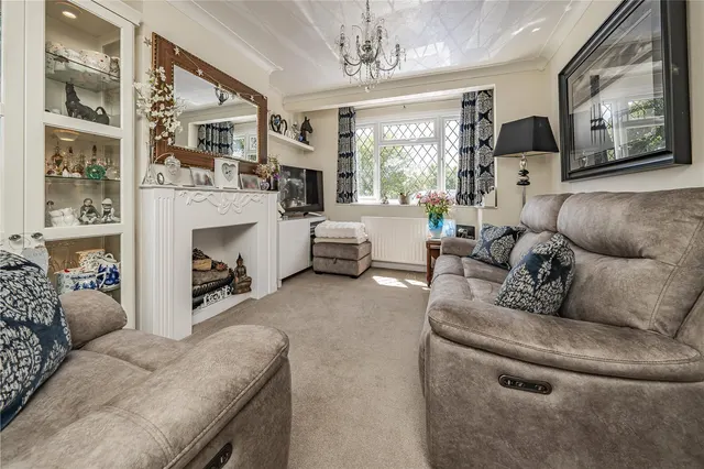 Dell Road, West Drayton, UB7, photo 3