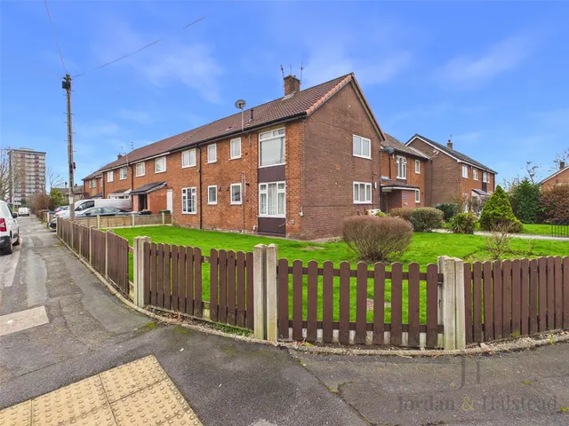 Redesmere Road, Handforth, Wilmslow, Cheshire, SK9 3RX, photo 1