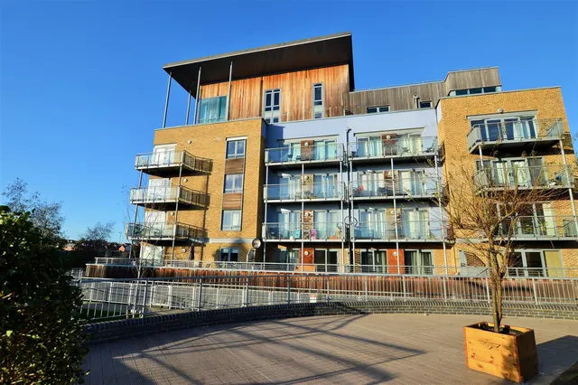 Photo 2 — Quayside Drive, Colchester, Essex, CO2 8GT