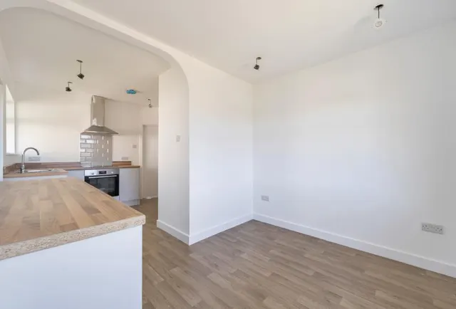 St. Anthonys Drive, Wick, BS30, photo 1