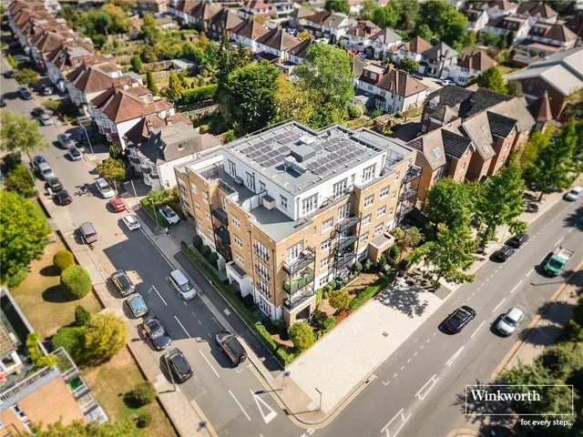 Hillgrove House, Edgware, HA8, photo 1